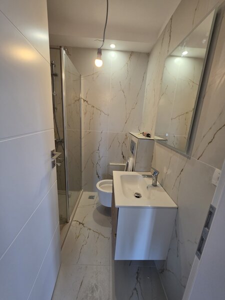 Costin Georgian, pe Intrarea Badeni, 5 minute metrou, renovat complet,