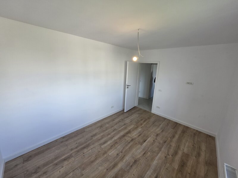 Costin Georgian, pe Intrarea Badeni, 5 minute metrou, renovat complet,