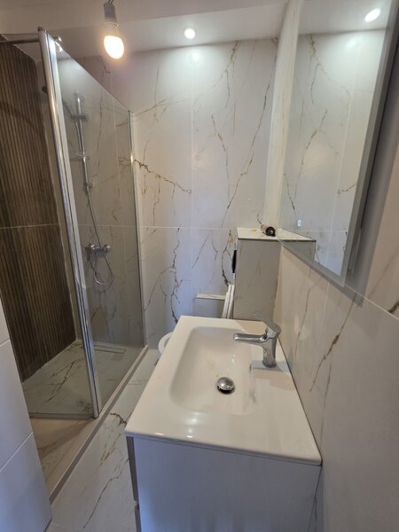 Costin Georgian, pe Intrarea Badeni, 5 minute metrou, renovat complet,